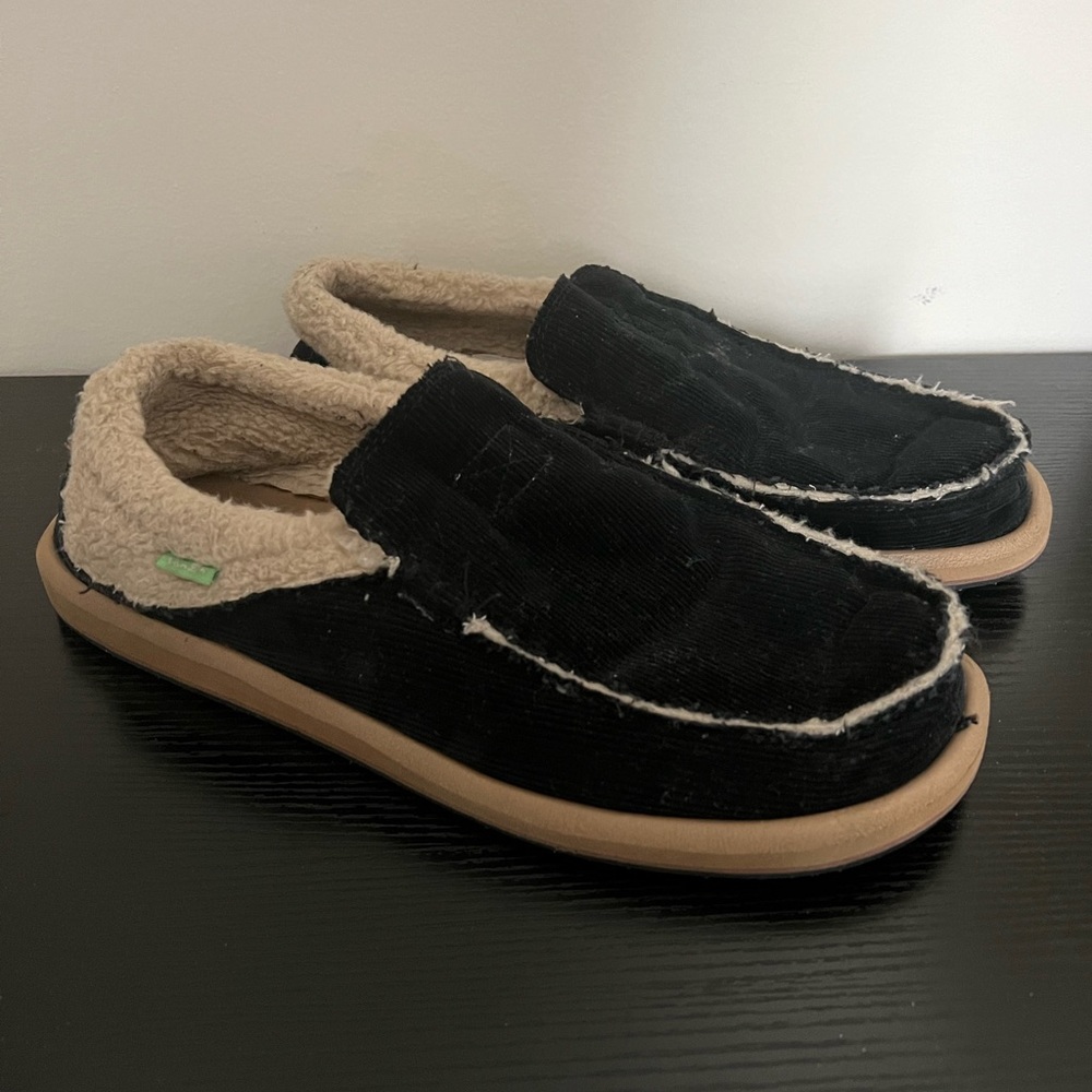 Sanuk Slippers